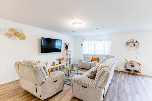2063 Henrietta Drive, Forney, TX 75126
