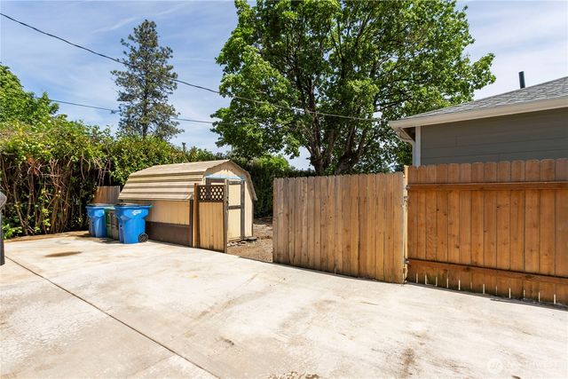8910 SE Northgate Avenue, Vancouver, WA 98664