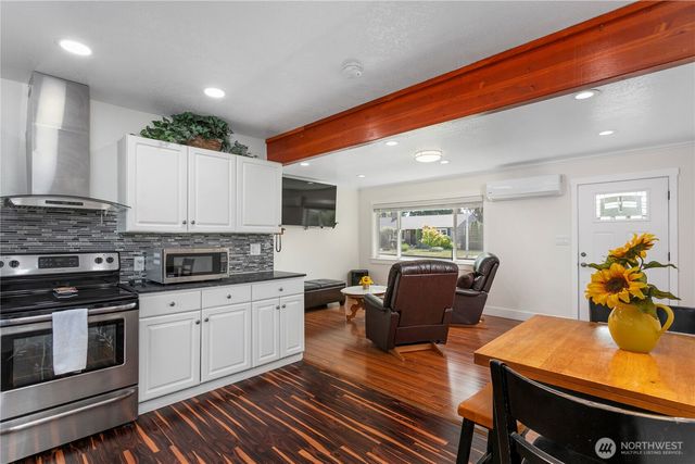 8910 SE Northgate Avenue, Vancouver, WA 98664