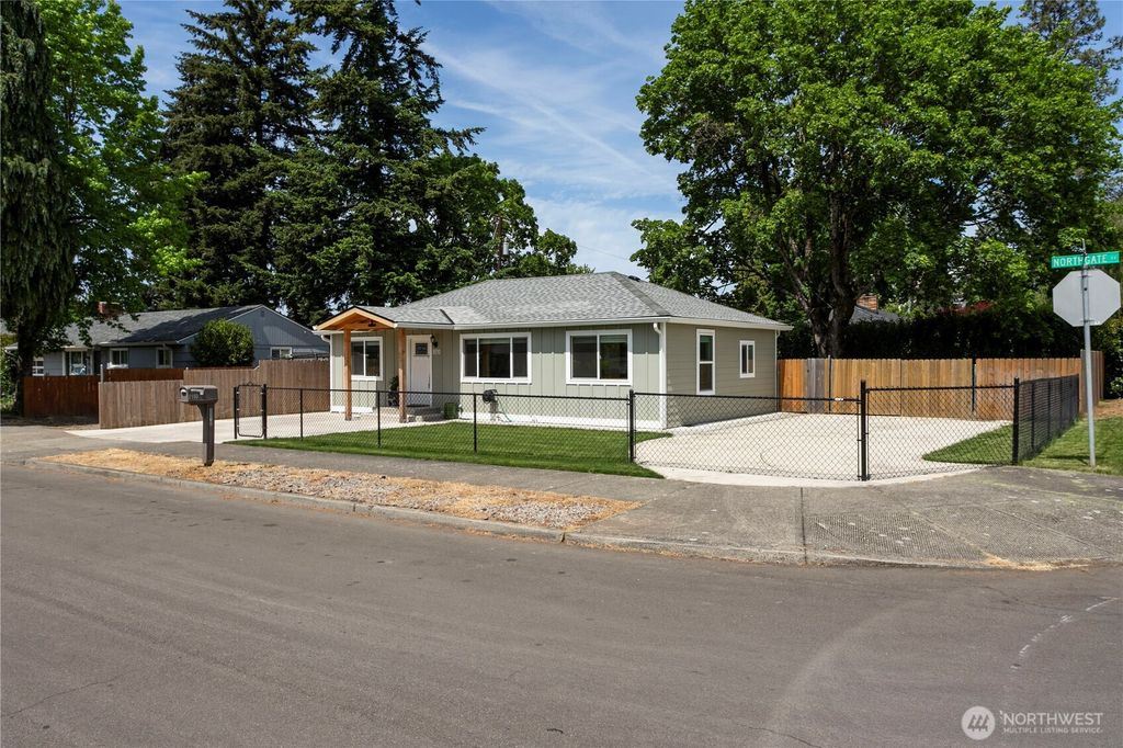 8910 SE Northgate Avenue, Vancouver, WA 98664