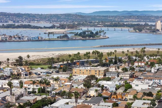 5130 Long Branch Avenue B, Ocean Beach, CA 92107
