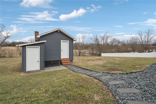 624 Trescovich Rd, Unity Twp, PA 15650