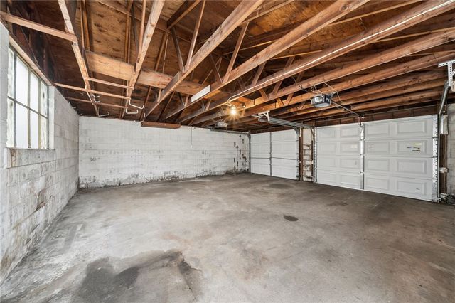 624 Trescovich Rd, Unity Twp, PA 15650