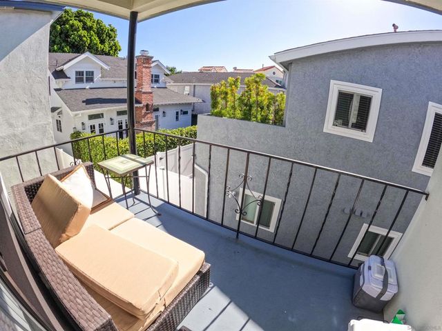 736 E, Coronado, CA 92118