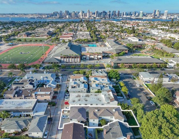 736 E, Coronado, CA 92118