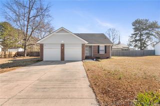 166 Oakview Drive, Raeford, NC 28376