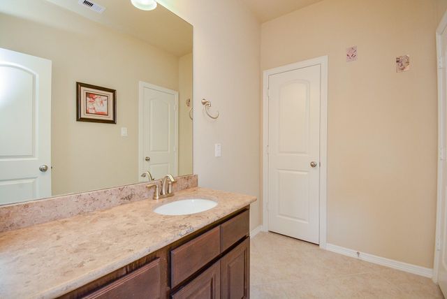 6302 Kennedy Hills Court, Sugar Land, TX 77479