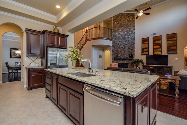 6302 Kennedy Hills Court, Sugar Land, TX 77479
