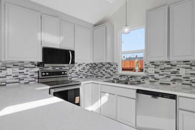 1371 Sunnycrest Circle, San Jose, CA 95122