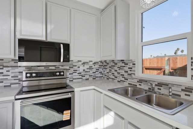 1371 Sunnycrest Circle, San Jose, CA 95122