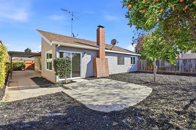 1371 Sunnycrest Circle, San Jose, CA 95122