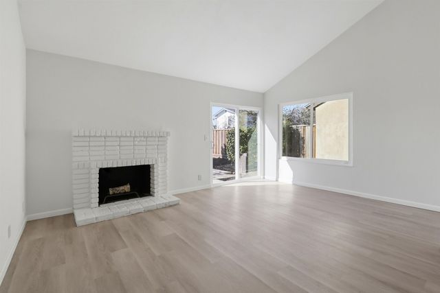 1371 Sunnycrest Circle, San Jose, CA 95122