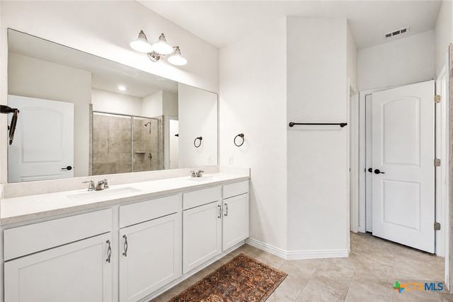 2013 Flametree Avenue, New Braunfels, TX 78132