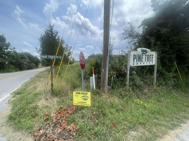 141 Pine Tree Circle, Nancy, KY 42544