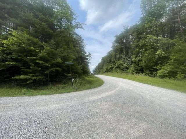 141 Pine Tree Circle, Nancy, KY 42544