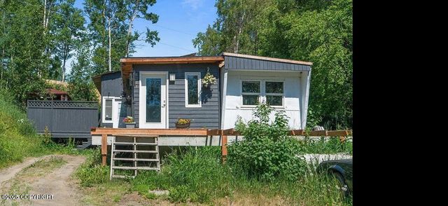 6321 Wooded Circle, Anchorage, AK 99502