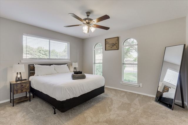 5825 Hillcroft Street, Dallas, TX 75227