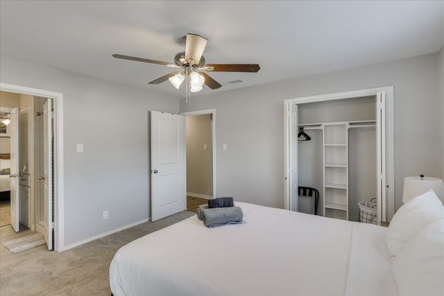 5825 Hillcroft Street, Dallas, TX 75227