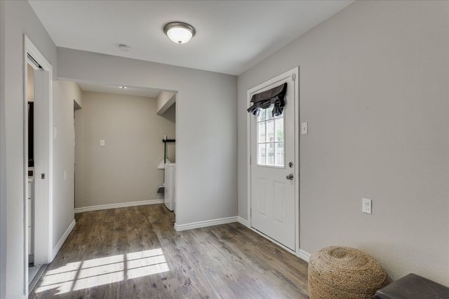 5825 Hillcroft Street, Dallas, TX 75227