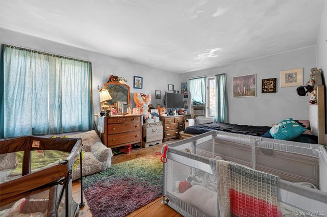 48 Chardavoyne Road, Warwick, NY 10990