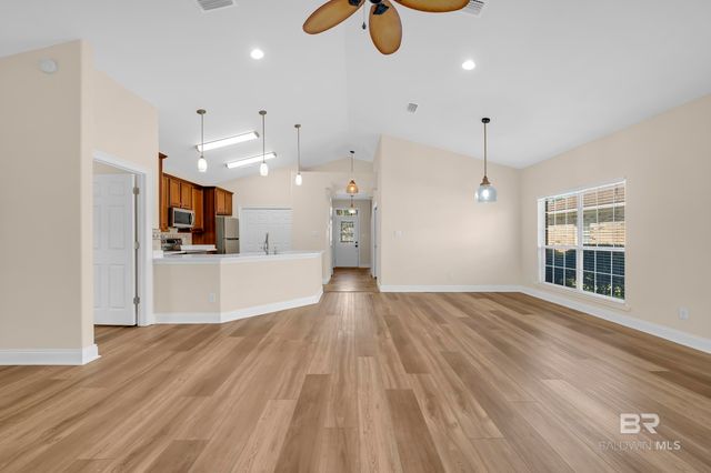 226 Hemingway Loop, Foley, AL 36535