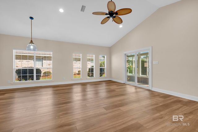 226 Hemingway Loop, Foley, AL 36535