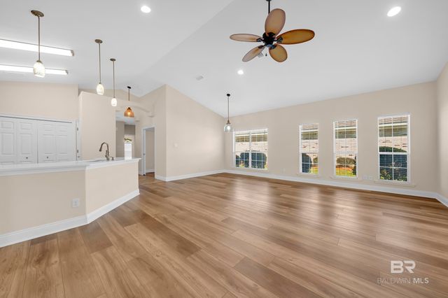 226 Hemingway Loop, Foley, AL 36535