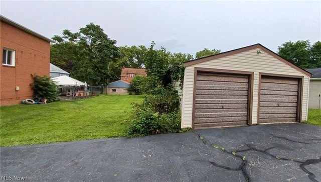 225 Ohio Avenue, Mcdonald, OH 44437
