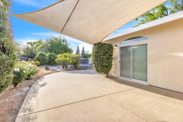 3905 Apple Blossom Way, Carmichael, CA 95608