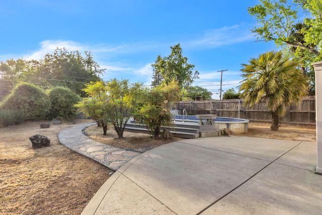 3905 Apple Blossom Way, Carmichael, CA 95608
