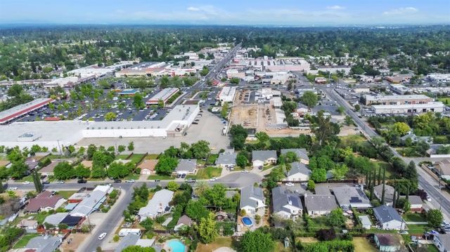 3905 Apple Blossom Way, Carmichael, CA 95608