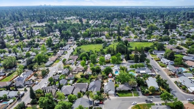 3905 Apple Blossom Way, Carmichael, CA 95608