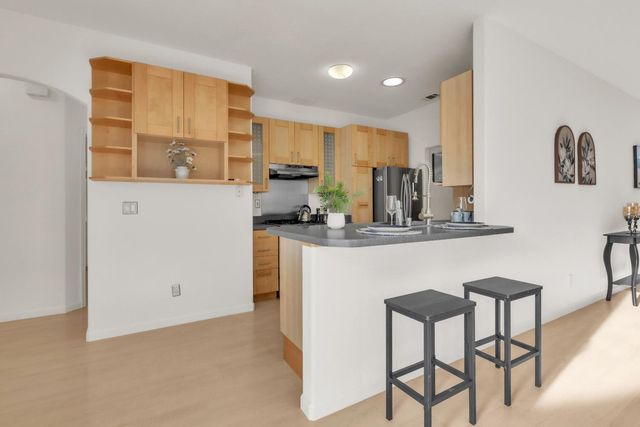 3905 Apple Blossom Way, Carmichael, CA 95608