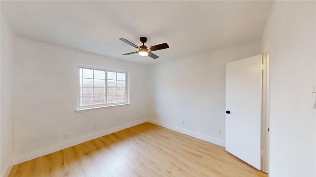 4122 Victoria Street, Irving, TX 75062