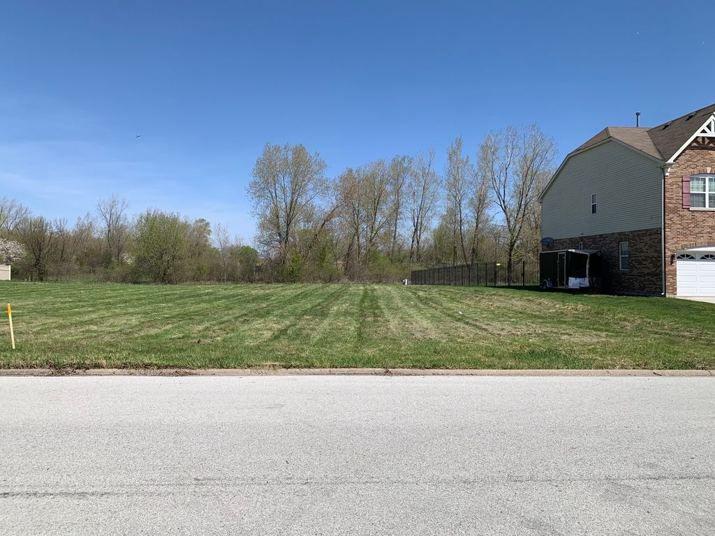 2124 Nichols Drive, Lynwood, IL 60411