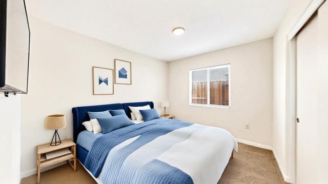 6421 Maple Leaf Ln, Riverbank, CA 95367