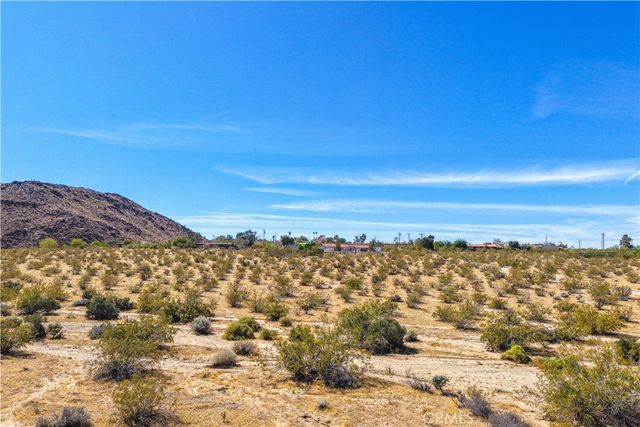7054 Canyon Road, 29 Palms, CA 92277