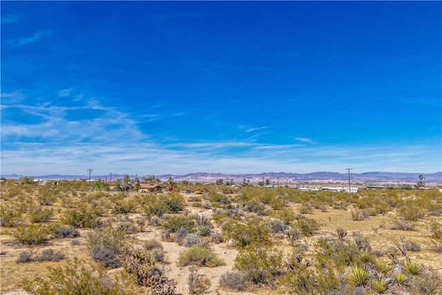 7054 Canyon Road, 29 Palms, CA 92277