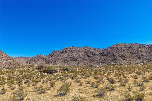 7054 Canyon Road, 29 Palms, CA 92277