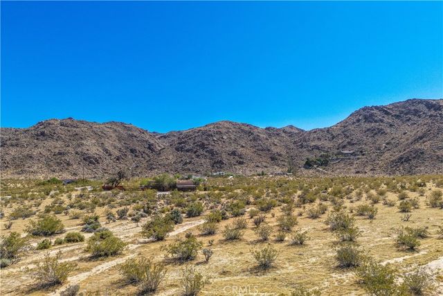 7054 Canyon Road, 29 Palms, CA 92277