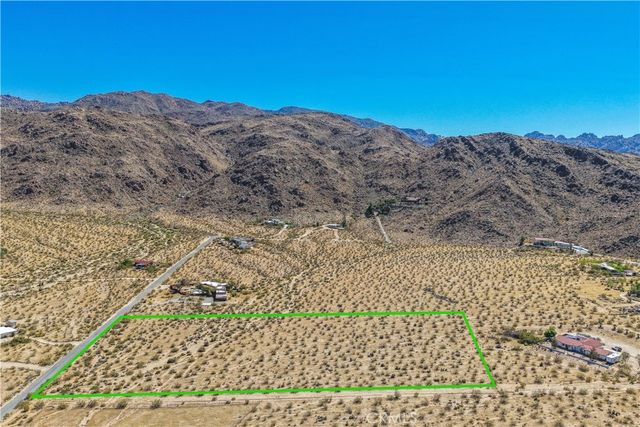 7054 Canyon Road, 29 Palms, CA 92277