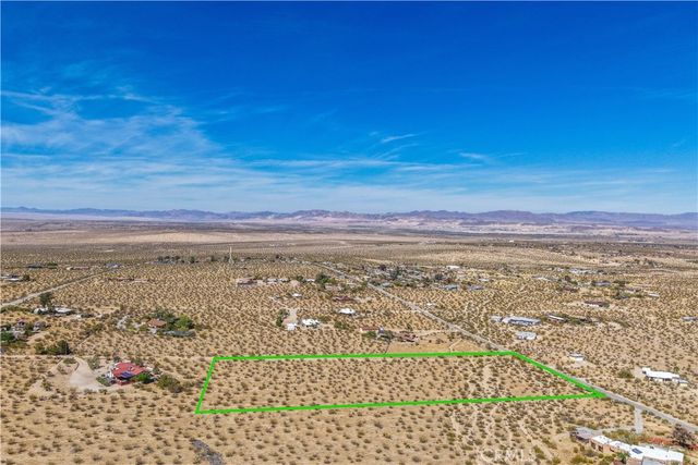 7054 Canyon Road, 29 Palms, CA 92277