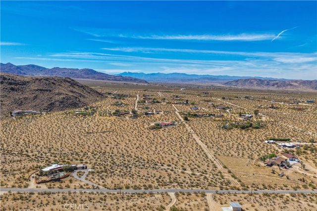 7054 Canyon Road, 29 Palms, CA 92277