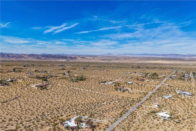 7054 Canyon Road, 29 Palms, CA 92277