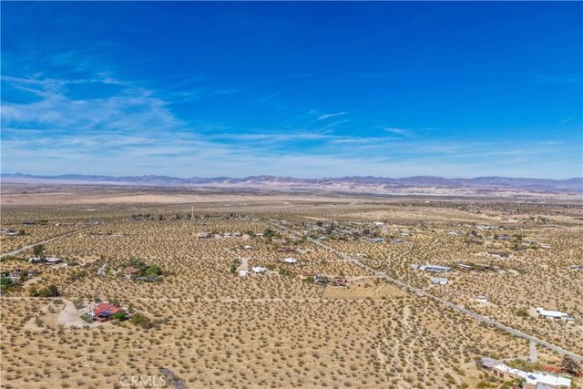 7054 Canyon Road, 29 Palms, CA 92277