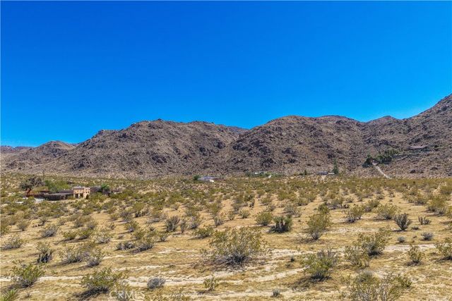 7054 Canyon Road, 29 Palms, CA 92277