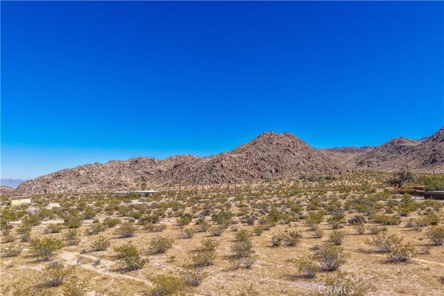 7054 Canyon Road, 29 Palms, CA 92277