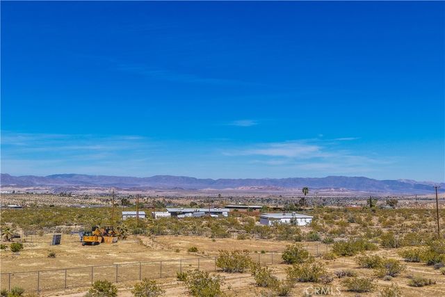 7054 Canyon Road, 29 Palms, CA 92277