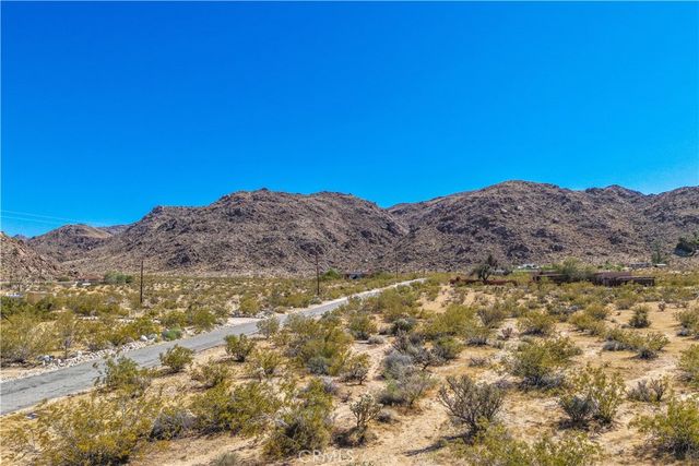 7054 Canyon Road, 29 Palms, CA 92277