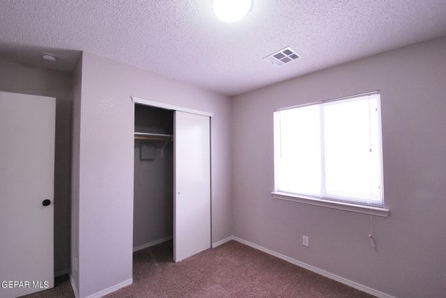 610 VILLAS DEL VALLE Drive, Socorro, TX 79927